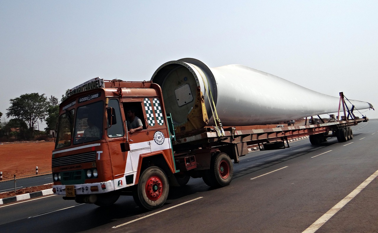 Long Haul Trucking in Canada: Routes, Regulations, and What Every Shipper Needs to Know in 2026