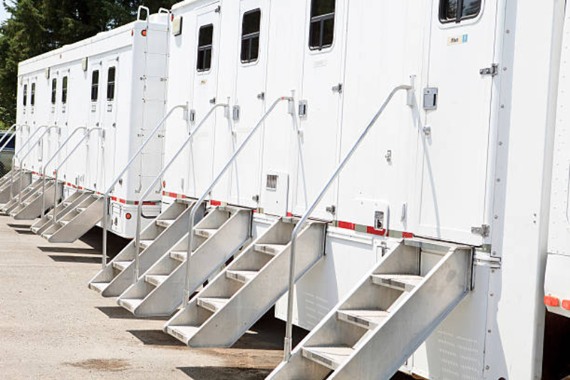 portable bathrooms for events