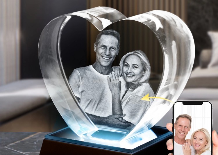 3d crystal heart