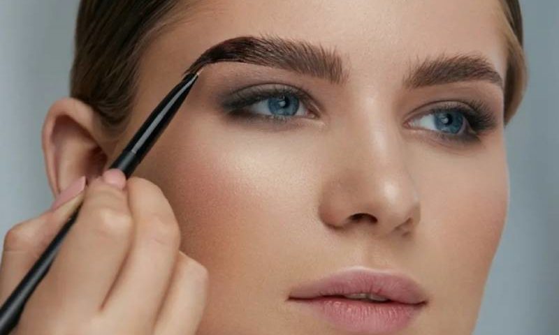 eye lash tint