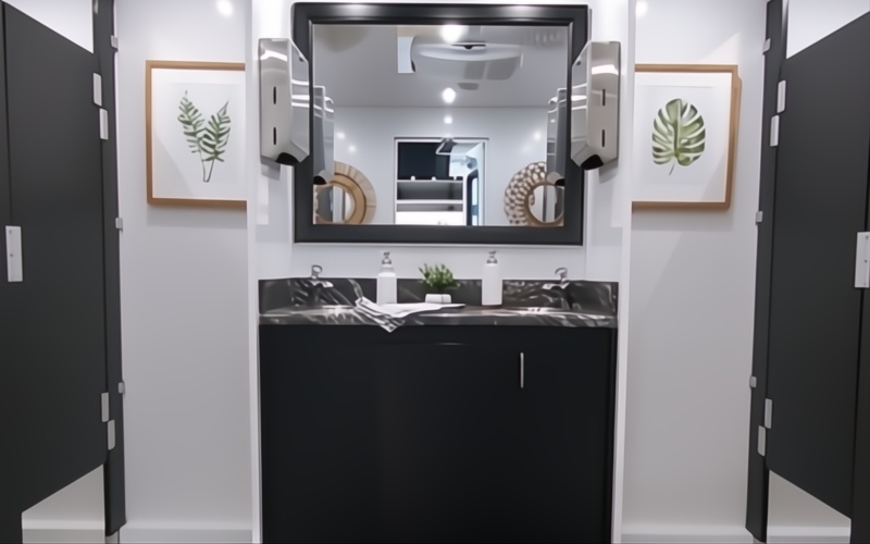 portable restroom rental 