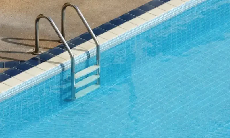 swimming pool renovation